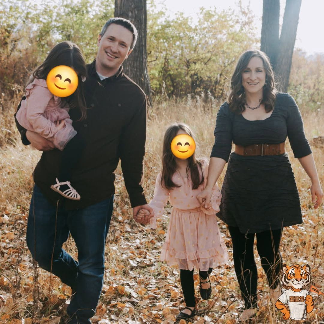 Melinda Gindin and family